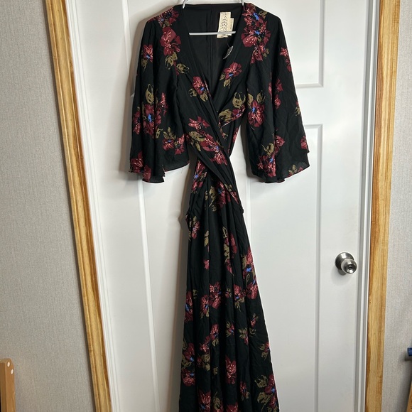 Free People Womens Large Maxi Dress Black Floral Wrap Front Boho New 6446 - Picture 4 of 11